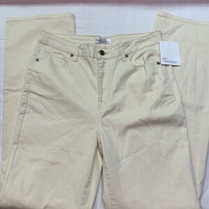 New NWT 89th & Madison Women's Size 8 Straight Leg Mid-Rise Jeans in Birch White